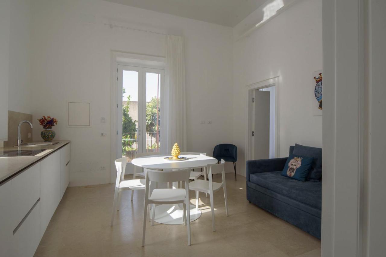 Casa Ruiz Suites Noto Bagian luar foto